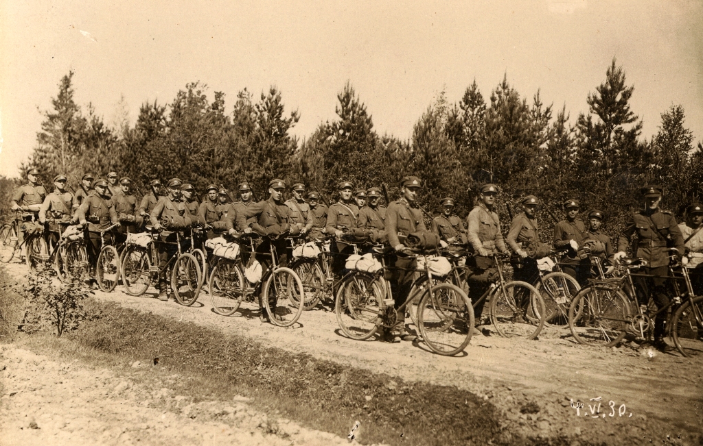 Jalgratastes peituvat mobiilset potentsiaali mõisteti hinnata ja rakendada ka militaarvaldkonnas.