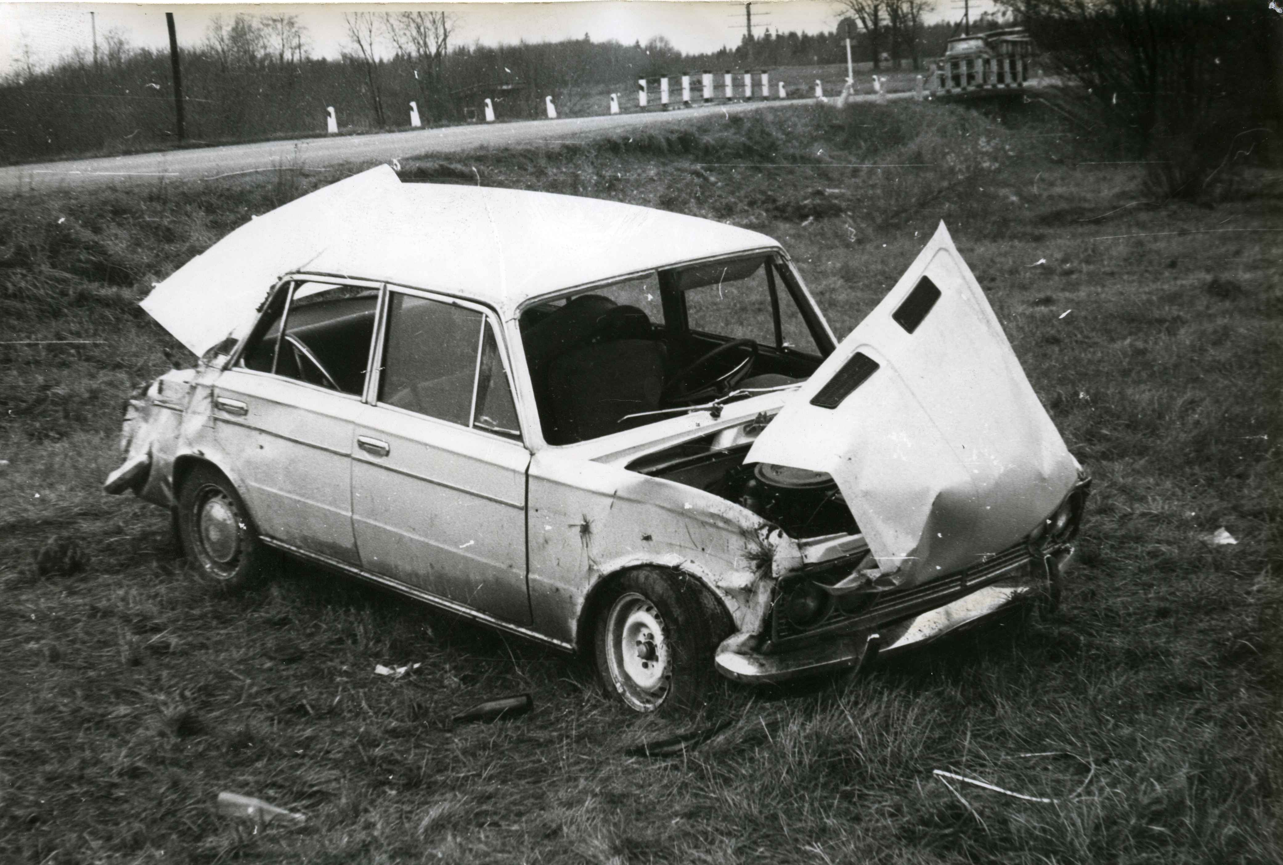 Uute ja temperamentsete VAZ-seeria autode lisandumine liiklusse 1970. aastatel muutis vajalikuks uute piirangute ja nõuete kehtestamise liiklusohutuse huvides.