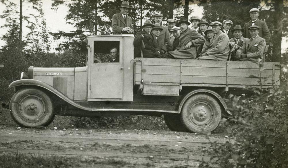 maanteemuuuseum, teemestrid õppereisil, veoauto