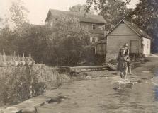 Hageri tee Kiisal tulvavee all 1925. aastal.