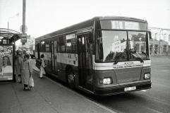 Uue põlvkonna bussid Tartust. 1995. aastal jõudis Tallinna tänavatele esimene Tartus BaltScani tehases toodetud kerega Scania Duple Metsec tüüpi linnaliinibuss. Seda tüüpi busse valmistati Tartus 1999. aastani ja need sõitsid ka Tartu ja Narva tänavatel. 